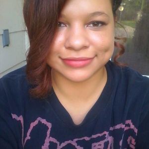 Meet your Posher, Jasmine